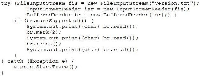 try (FileInputStream fis = new FileInputStream("version.txt™)#
InputStreamReader isr = new InputStreamReader (fis);
BufferedReader br = new BufferedReader (isr);) {
if (br.markSupported()) {
System.out.print((char) br-read());
br.mark (2);
System.out.print((char) br.read());
br.reset ();
System.out.print((char) br.read());
}
} catch (Exception e) {
e.printStackTrace () ;

}